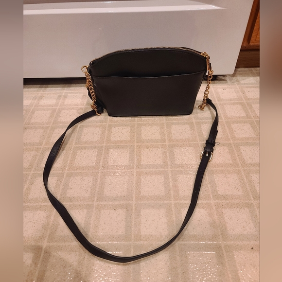 Anne Klein Black Pebbled Crossbody Purse - Picture 5 of 8